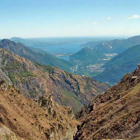 Locazione Turistica Casa Di Rosa Σπίτι διακοπών *