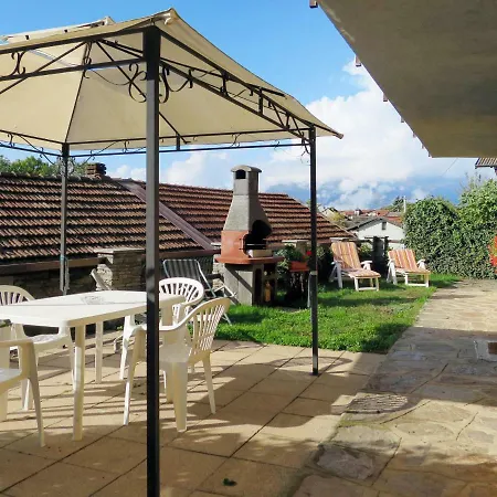 Locazione Turistica Casa Di Rosa Σπίτι διακοπών